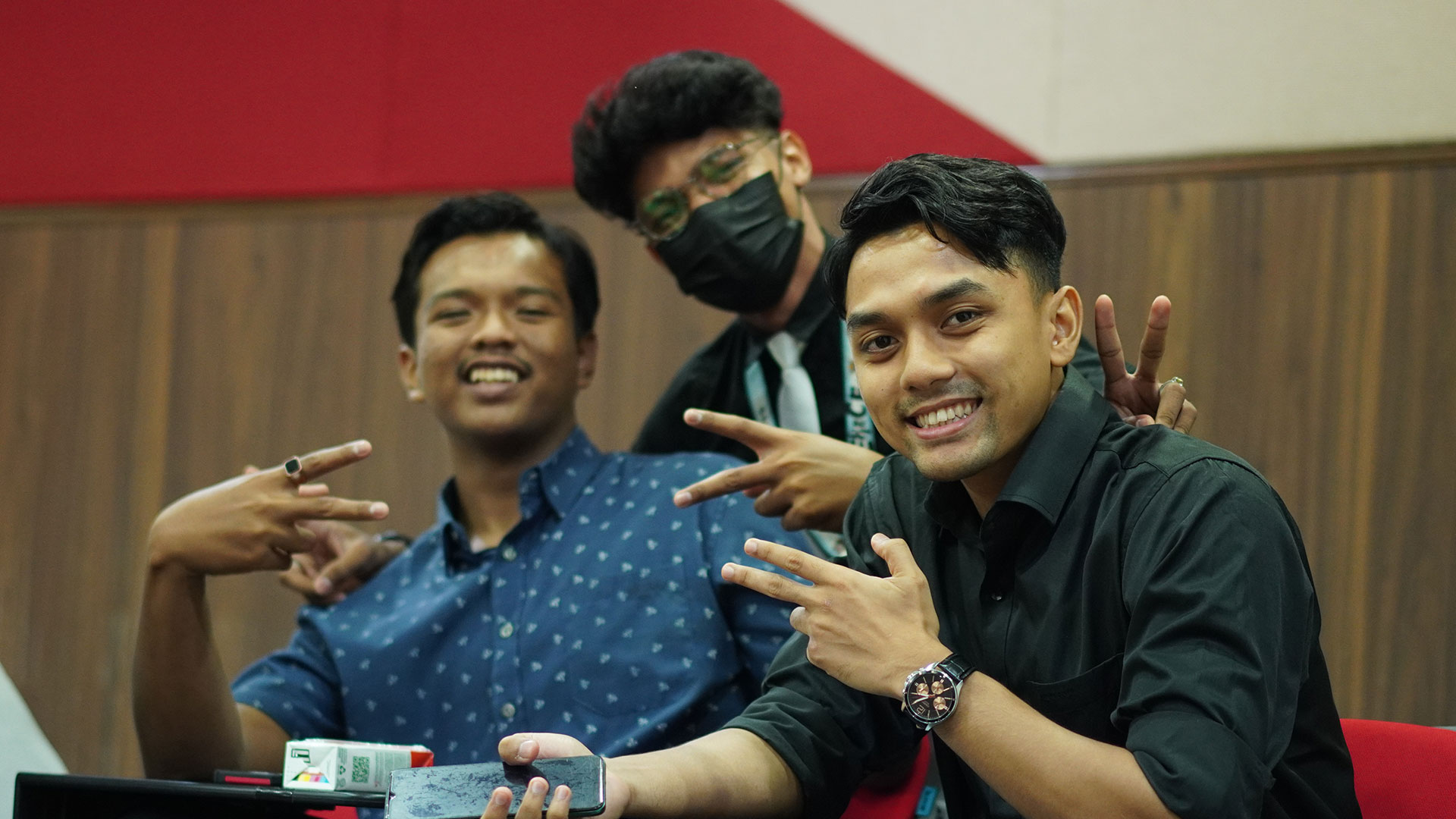 Gambar-UCAM-9