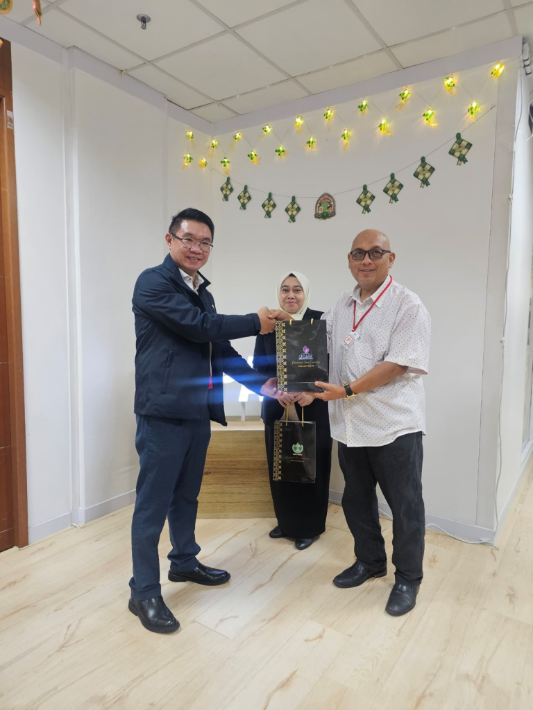 Pemeteraian Memorandum Persefahaman (MoU) antara IMPAC dan Genting Plantations Berhad melakar sejarah baharu dalam mengintegrasikan kepakaran akademik dan industri perladangan negara.