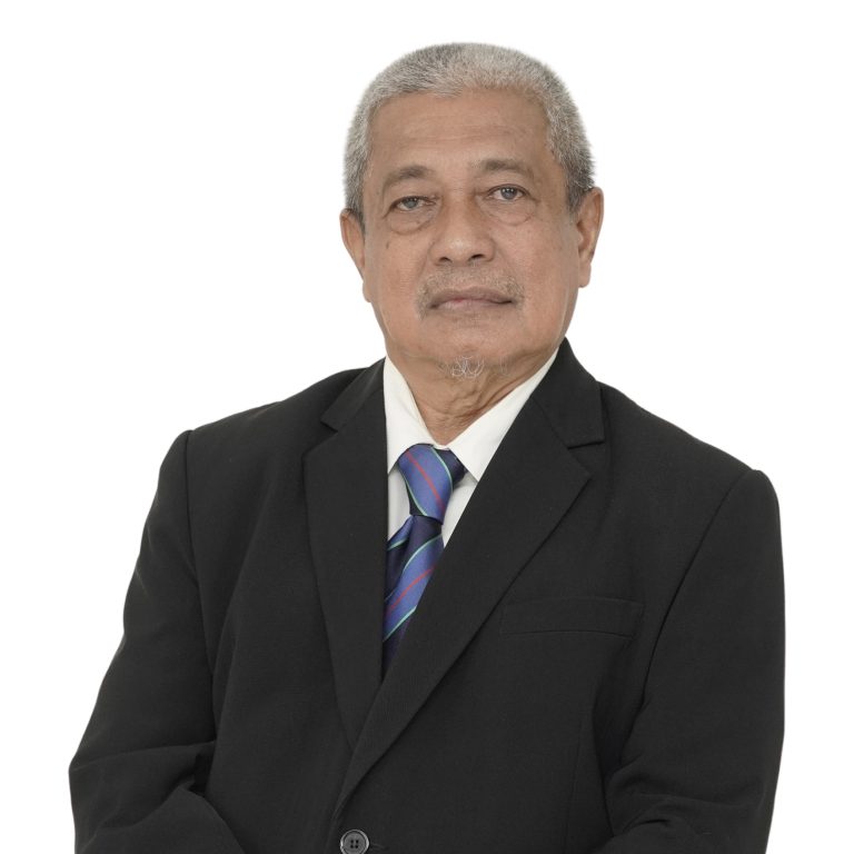 Dr Kamil