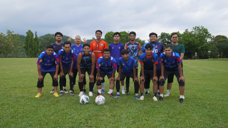Perlawanan persahabatan bola sepak antara allstar ucam vs mrsm