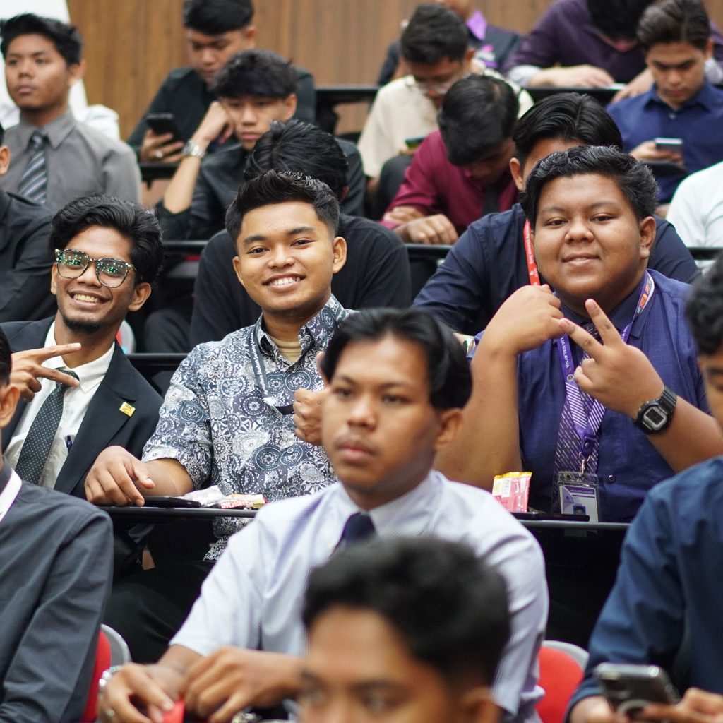 Majlis perwakilan pelajar (mpp) merupakan badan kepimpinan pelajar rasmi di ucam