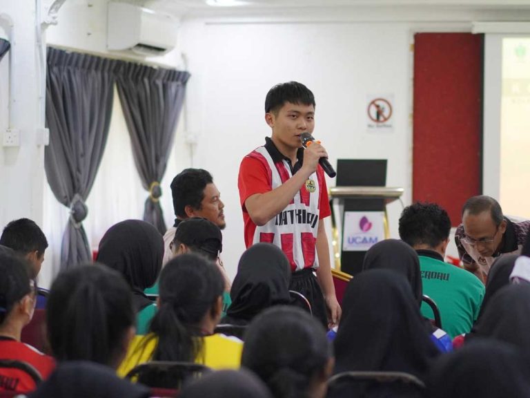 Sekitar program lawatan pendidikan kerjaya dan motivasi calon spm 6