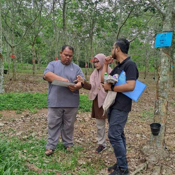 Sesi pembajaan bersama pekebun kecil di alor gajah perkenal baja organik bboe 6