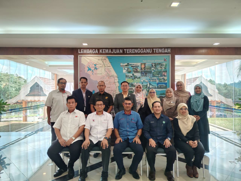 Kunjung Hormat Kolej RISDA/UCAM ke Lembaga Kemajuan Terengganu Tengah (KETENGAH)
