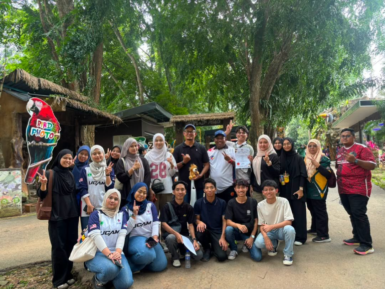 40 Mahasiswa UCAM Jayakan Program Rakan Muda Prihatin, Laksana Gotong-Royong di Zoo Melaka