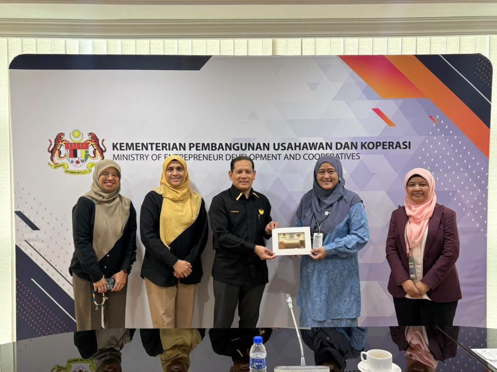 Kunjung Hormat UCAM ke KUSKOP Teroka Potensi Kerjasama Pembangunan Keusahawanan