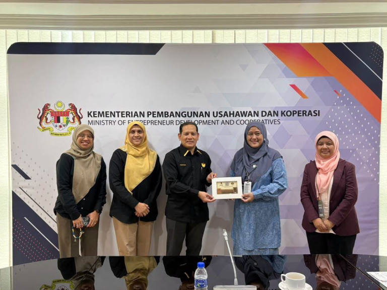 Kunjung Hormat UCAM ke KUSKOP Teroka Potensi Kerjasama Pembangunan Keusahawanan