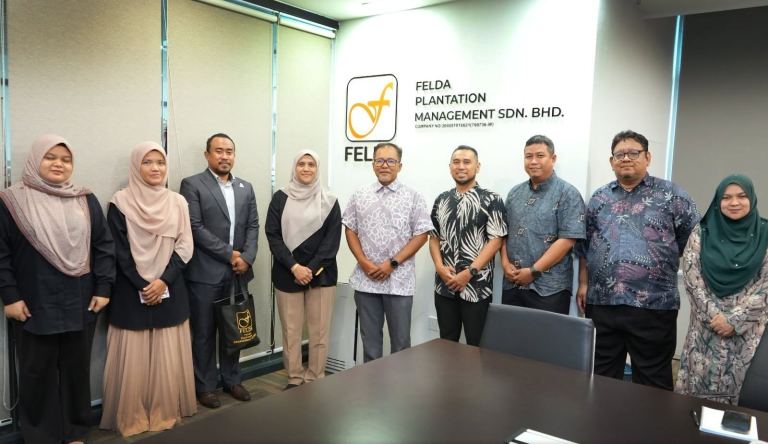 Kunjung Hormat UCAM ke FELDA Plantation Management (FPM) Perkukuh Kerjasama Industri